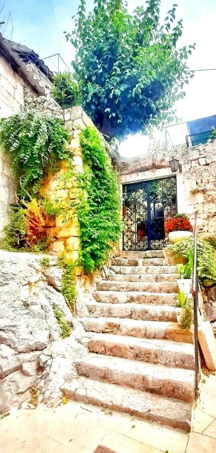 Luxury Apartment M&N In Split - Free Parking Exterior photo