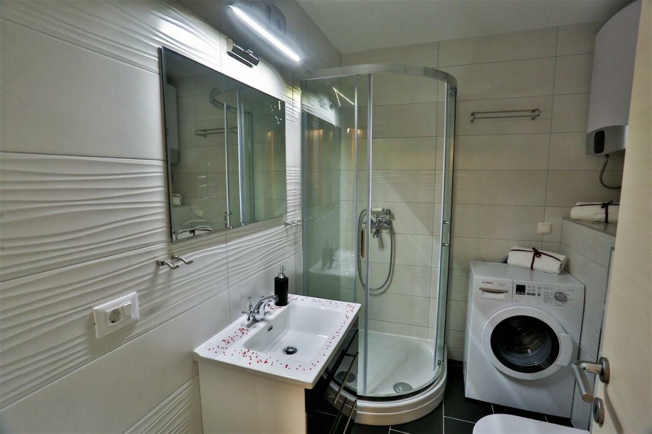 Luxury Apartment M&N In Split - Free Parking Exterior photo